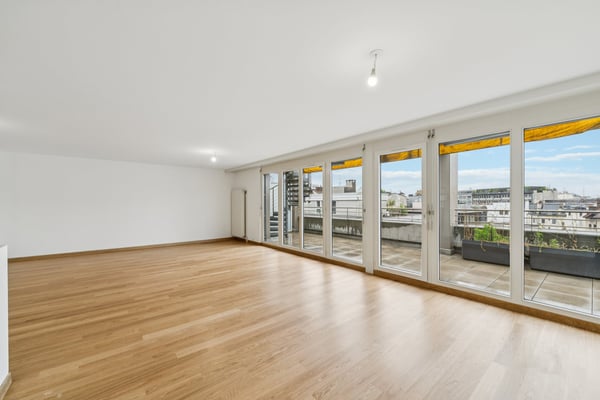 Exceptionnel attique en duplex avec terrasse rooftop ! 3