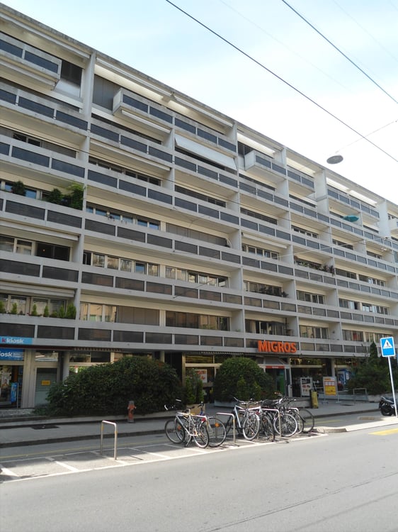 Champel : 2 pièces traversant avec terrasse rooftop 1