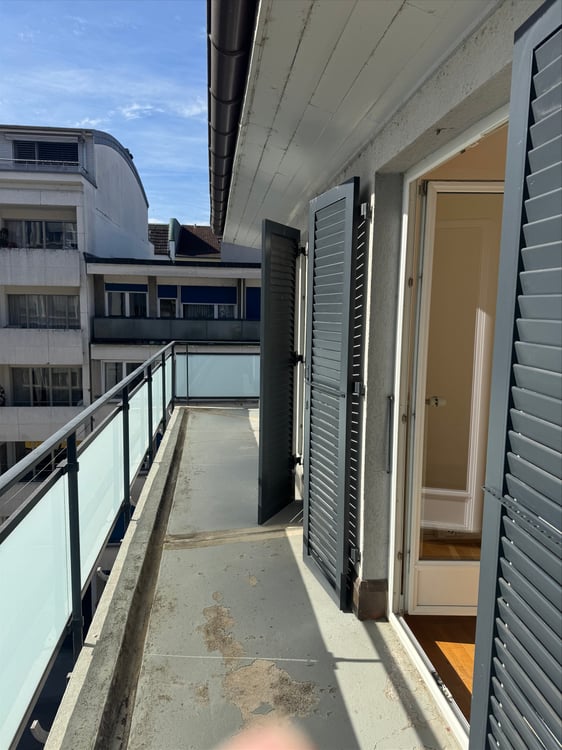 Plein centre du quartier des eaux-vives à 100 mètre du lac 1