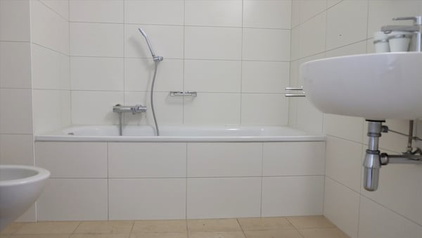 3.5 locali in zona strategica 5