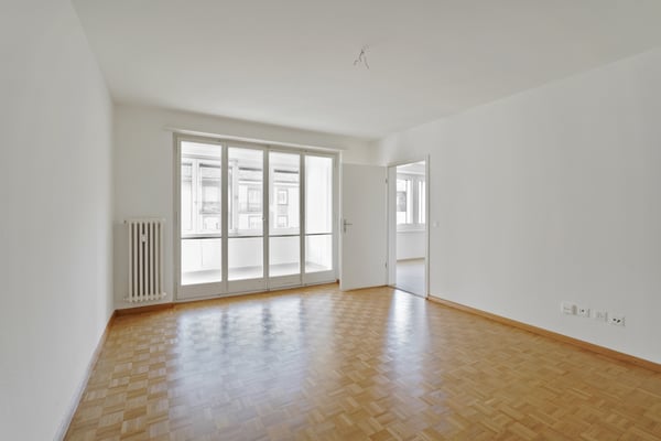Grosszügige 2 Zimmer-Wohnung 5