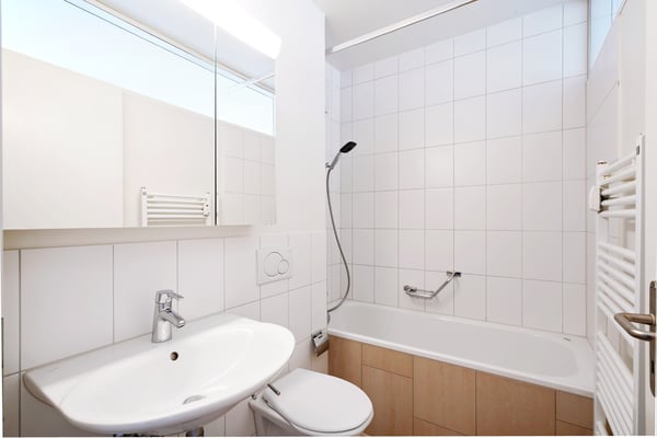 Grosszügige 2 Zimmer-Wohnung 4