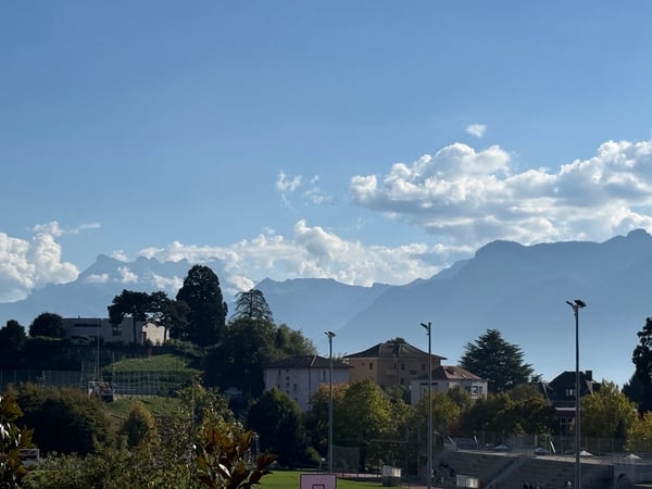 Appartement de 2.5 pièces rénové avec garantie de loyer offerte 1