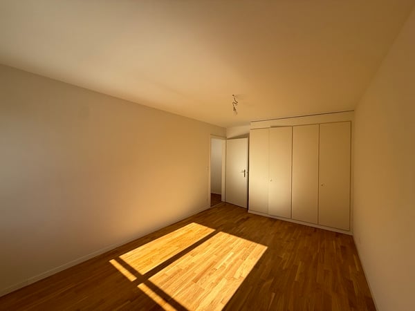 Appartement de 2.5 pièces rénové avec garantie de loyer offerte 4