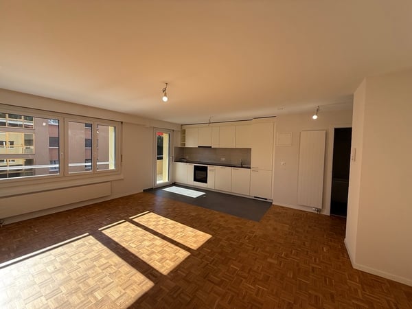 Appartement de 2.5 pièces rénové avec garantie de loyer offerte 2