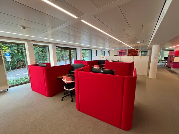 Magnifiques bureaux modernes aménagés selon un concept multispace 5