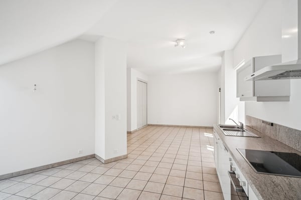 Lumineux appartement de 2 pièces mansardé 6