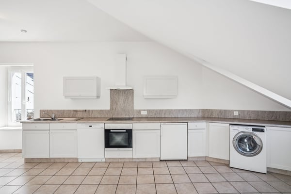 Lumineux appartement de 2 pièces mansardé 4