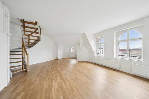 Wunderschöne Maisonettewohnung am Centralbahnplatz 3