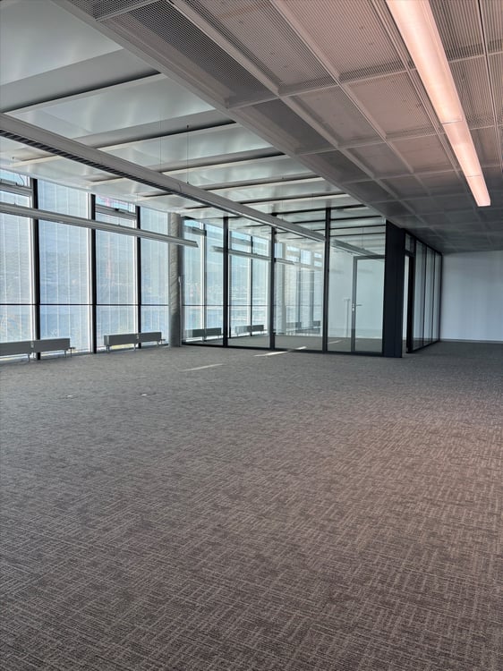 Grosszügige Fläche. Moderne Arbeitswelt. Beste Anbindung. Ihr Büro im Toro 1 5