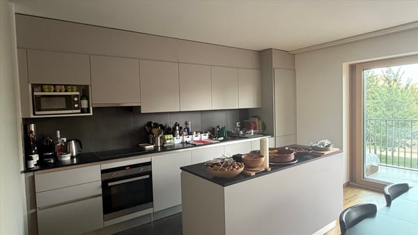 Appartement de 5pièces, alliant confort et modernité à Thônex 4