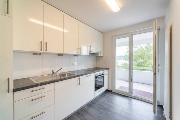 Singlewohnung direkt am Zürichsee! 1