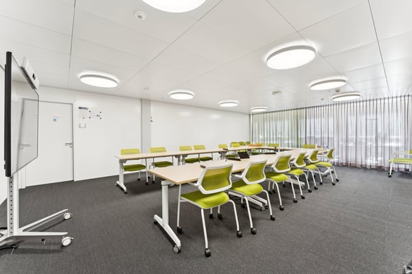Flexible Bürofläche mit bestehendem Ausbau und Top-Anbindungen 12
