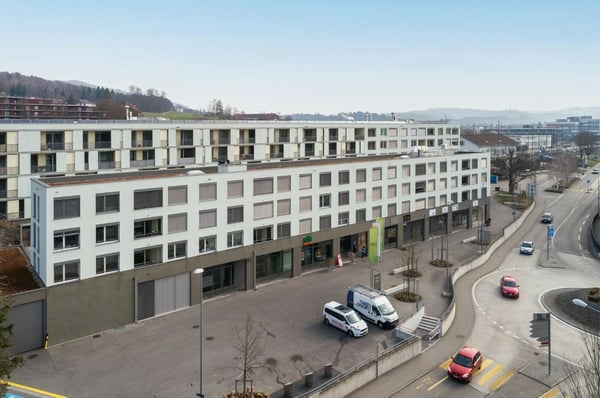 Modernes Wohnen beim Bahnhof