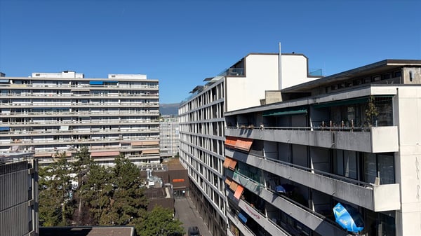 Appartement au coeur du quartier de la Servette. 8