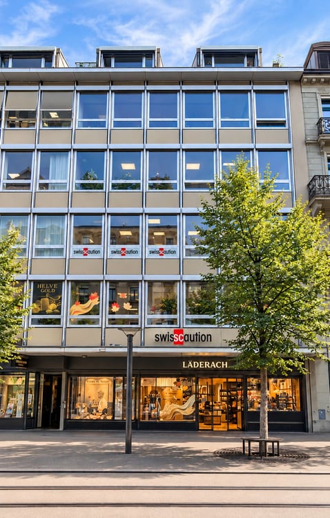 Plug & Play an der Bahnhofstrasse  Ihr Büro für ein Jahr! 1