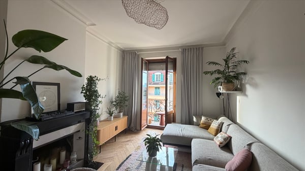 Superbe appartement de 4 piéces avec balcons 2