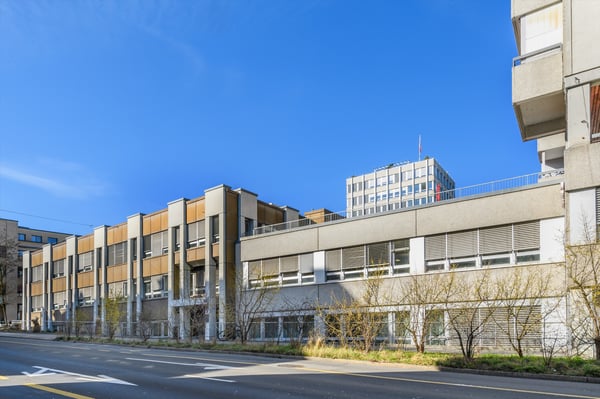 Grossflächiger Lagerraum 3