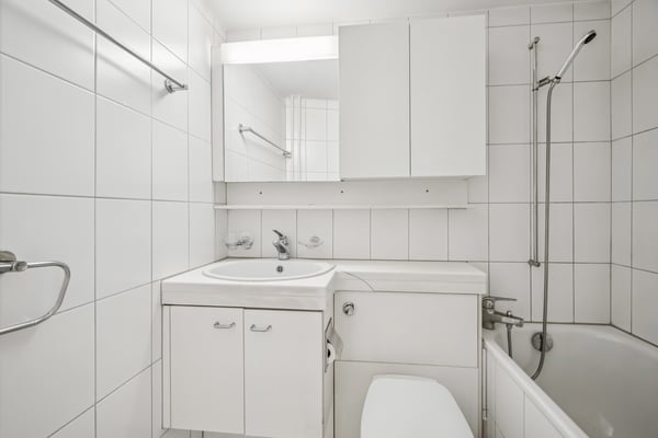 Gemütliche Wohnung in ruhiger Seitenstrasse 5