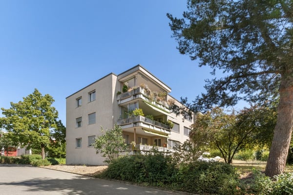 Ankommen und wohlfühlen – 4½-Zimmer-Wohnung mit Balkon in Bülach 1