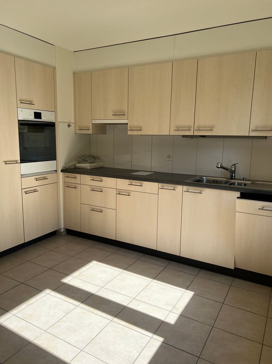 Helle Wohnung im ruhigen Zollweiden-Quartier mit Balkon 6