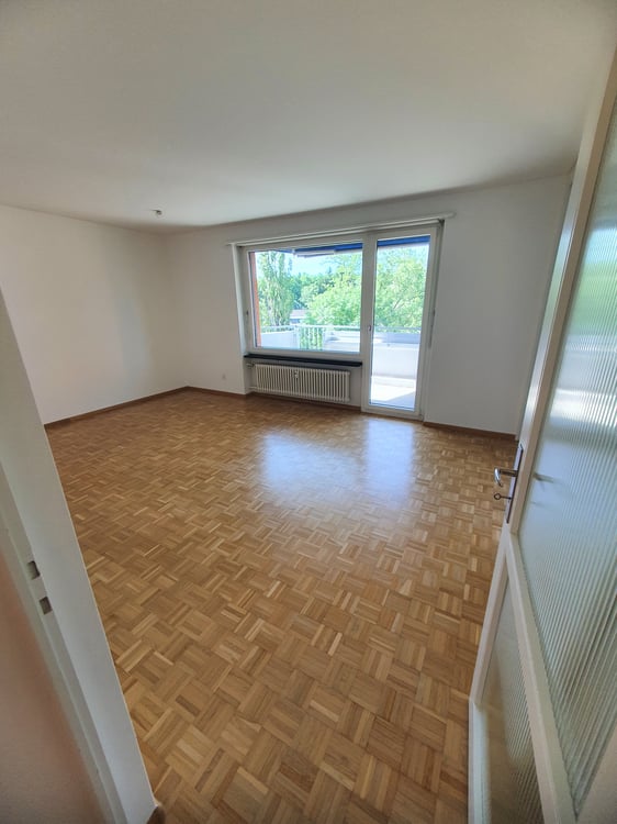 Neue Mieter gesucht für grosszügige 3.5-Zimmerwohnung in Allschwil 5