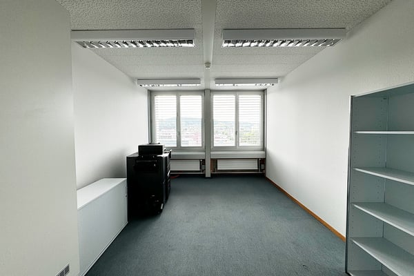 modern ausgebaute Büro-/Gewerbefläche an Hauptachse Winterthur's 14