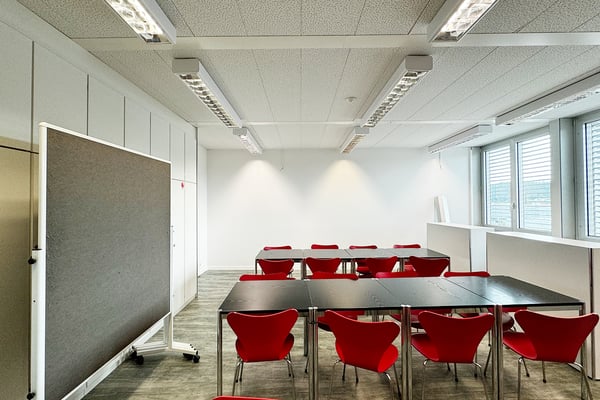 modern ausgebaute Büro-/Gewerbefläche an Hauptachse Winterthur's 8