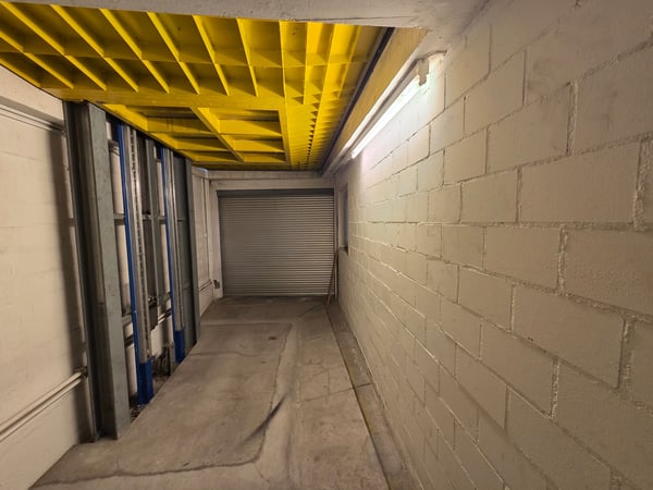 Vielseitig nutzbare Gewerbeliegenschaft an zentrumsnaher Lage 9