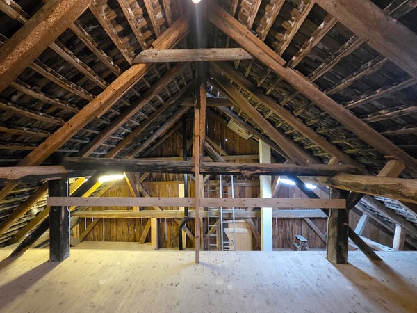 Ehemaliges 1-Zimmer-Bauernhaus mit Ökonomieteil (Ausbaupotenzial) 8