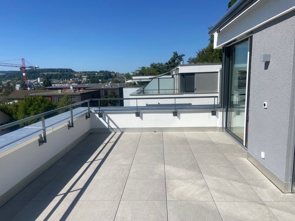4.5-Zimmer-Doppeleinfamilienhaus an einzigartiger Hanlage 15