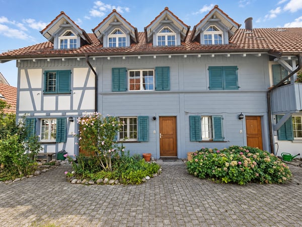 3.5-Zimmer-Maisonettewohnung im Dorfzentrum mit zwei Autoeinstellplätzen 3