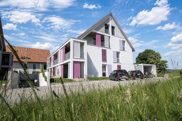 Geräumige 3.5 Zimmer-Wohnung im Grünen, 8416 Flaach 1