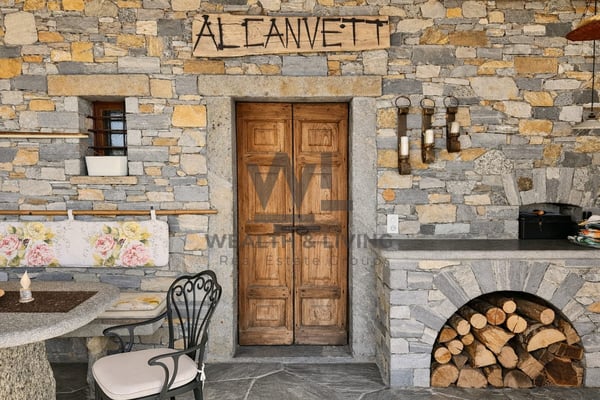 Chalet con terreno edificabile di 1387 m² e garage 2
