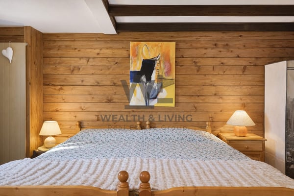 Chalet con terreno edificabile di 1387 m² e garage 10