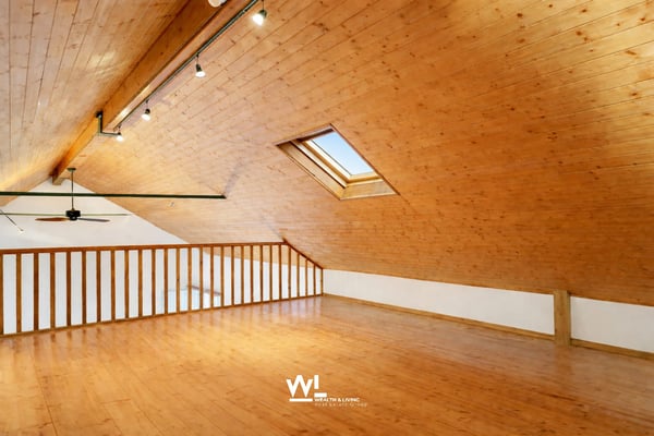 6-Zi.-Attika-Duplex mit Garten, Lift und Dachboden in Losone - hell und grosszügig 4