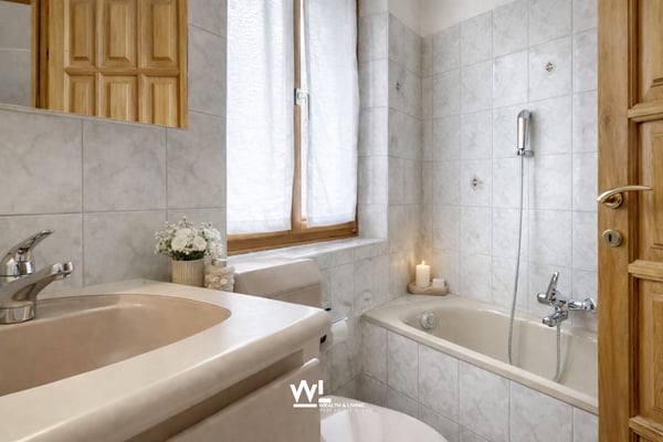 6-Zi.-Attika-Duplex mit Garten, Lift und Dachboden in Losone - hell und grosszügig 6