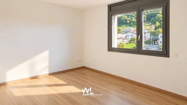 Casa plurifamiliare con due appartamenti, giardino e ampi spazi esterni 8