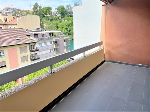 Jonction - Proche quartier des banque et du Rhône 10