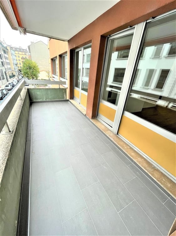 Jonction - proche quartier des Banques 9