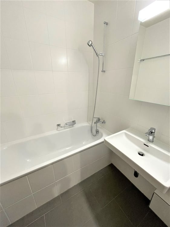 Jonction - proche quartier des Banques 4