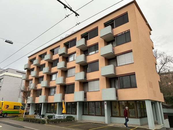 Einstellplätze an zentraler Lage 10