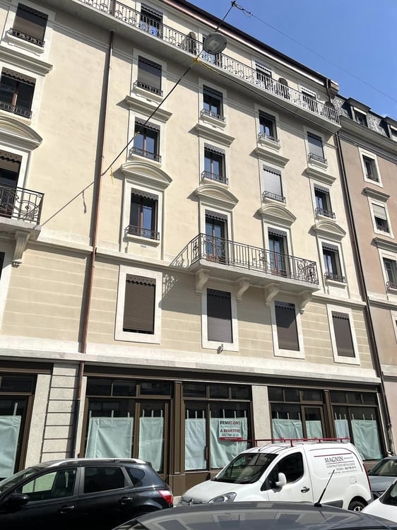 Belle arcade commerciale à Carouge, Plainpalais 6