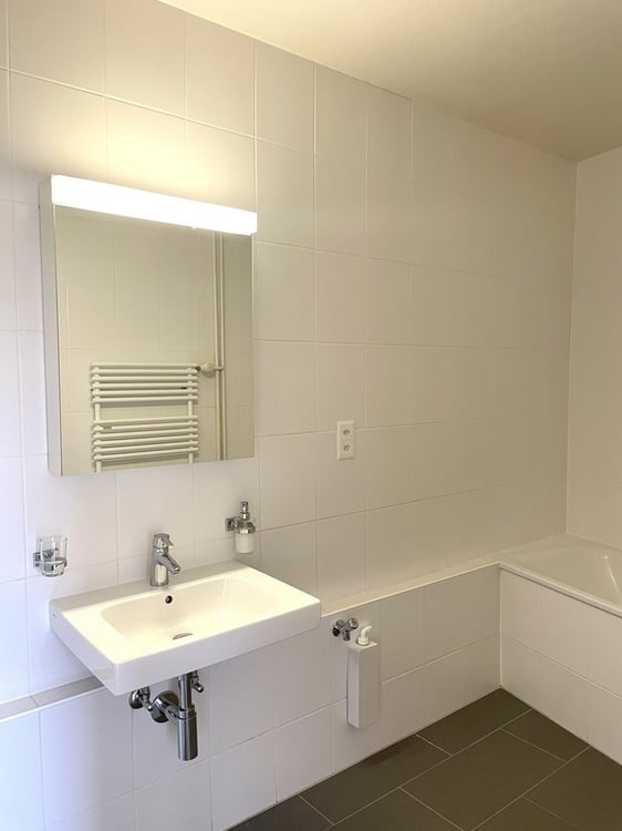 Proche Aéroport et organisations internationales 8