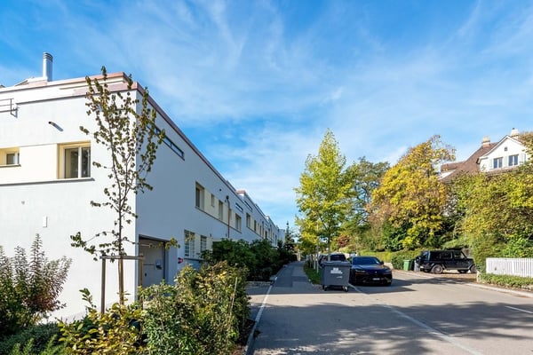 Einstellplatz am Zürichberg gesucht? 2