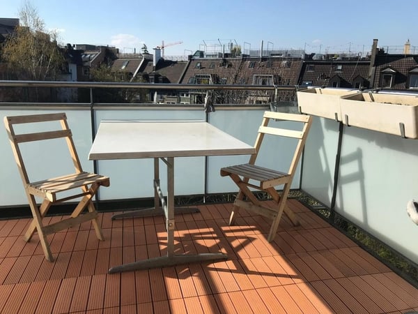 Altbauwohnung am Goldbrunnenplatz 8