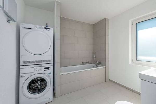 ERSTVERMIETUNG nach Gesamtsanierung mit modernem Ausbaustandard 3