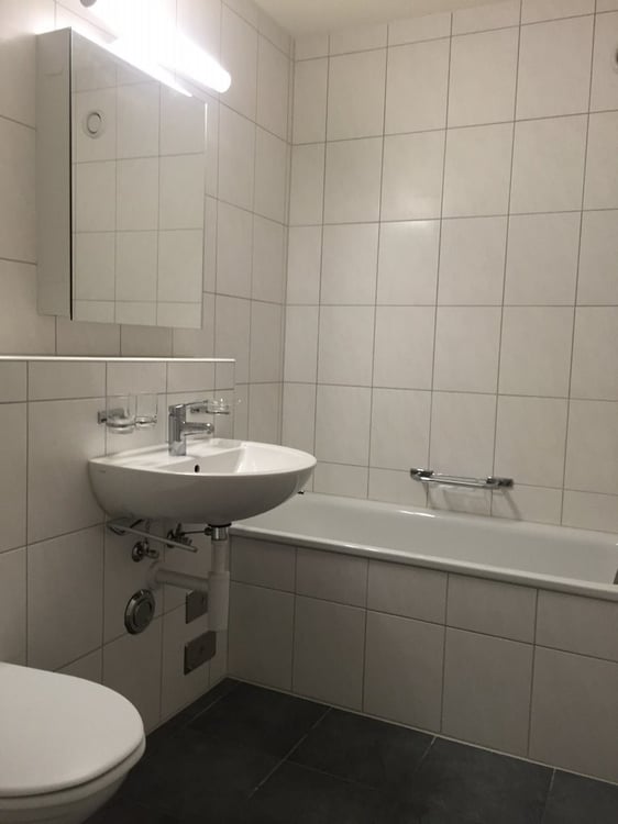 Gemütliche, zentral gelegene Wohnung nahe Shoppi-Tivoli 4