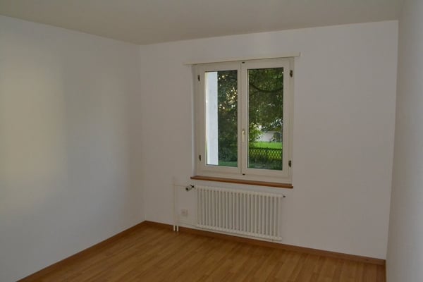 Zürich-Schwamendingen helle und schöne Wohnung befristet bis 30.09.27 5