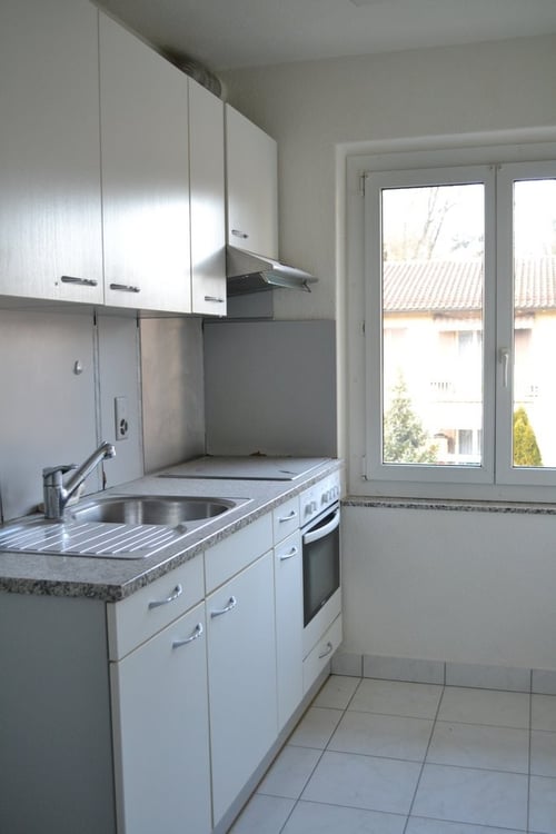 Zürich-Schwamendingen helle und schöne Wohnung befristet bis 30.09.27 3